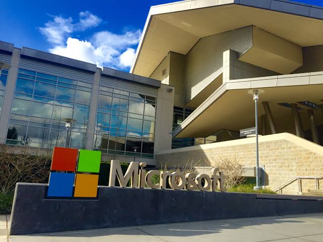 Microsoft Hits $3 billion in Three Months