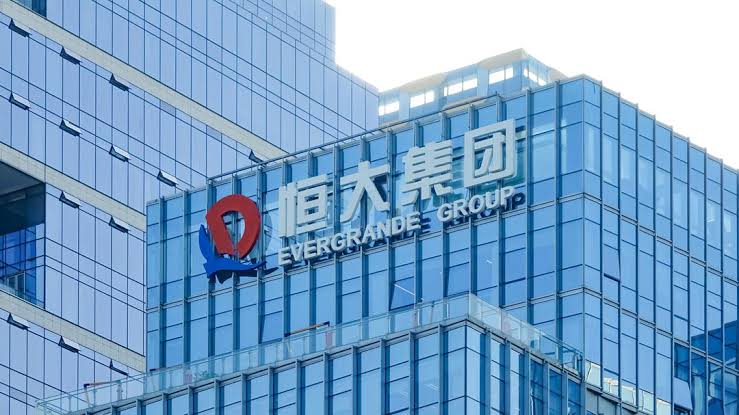 EVERGRANDE ABOUT TO RAISE CASH BY SELLING ITS PROPERTY MANAGEMENT UNIT